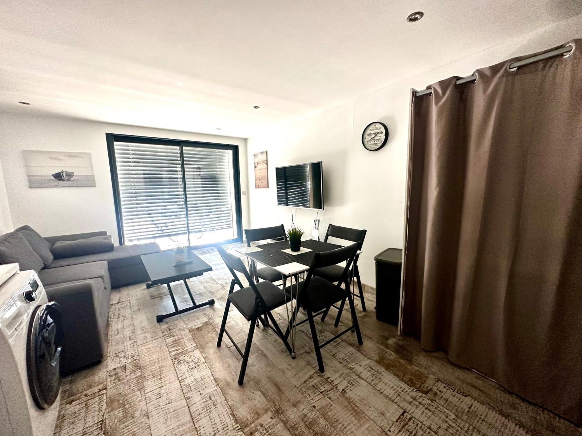 Le Maurice - Air Conditioning Parking And Seaside! ปาลาวาส-เลส์-โฟลต์ ภายนอก รูปภาพ
